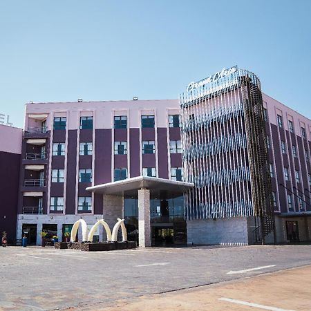 The Grand Aria Hotel And Conference Centre Габороне Экстерьер фото